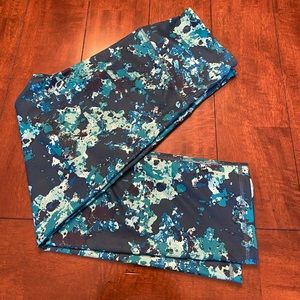 Old Navy Active Crop Leggings